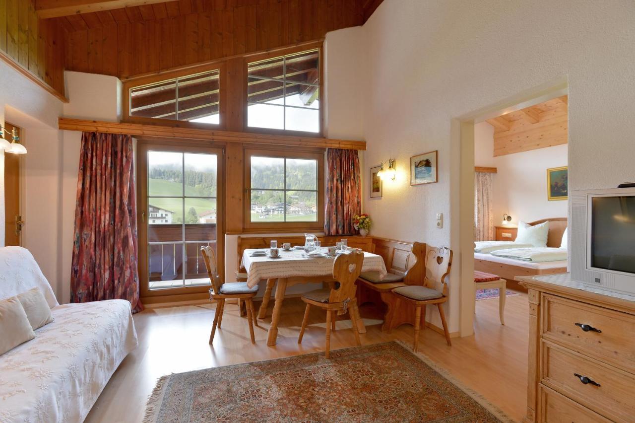 Apparthotel Tom Sojer Ellmau Rom bilde